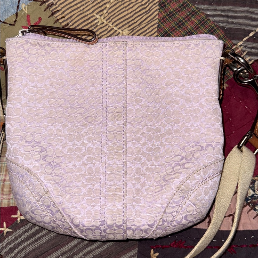 Coach Lavender Mini **RARE** - Picture 4 of 8